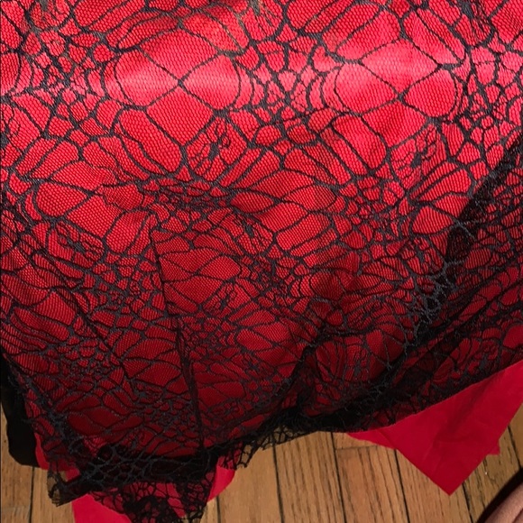 deceptions by disguise dress and spider necklace - Picture 5 of 8